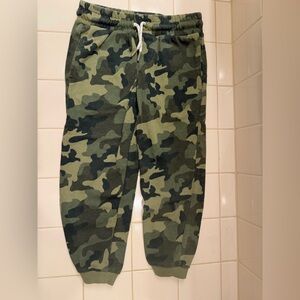Dip Green Camo Kids Jogger Sweatpants size S 6-7